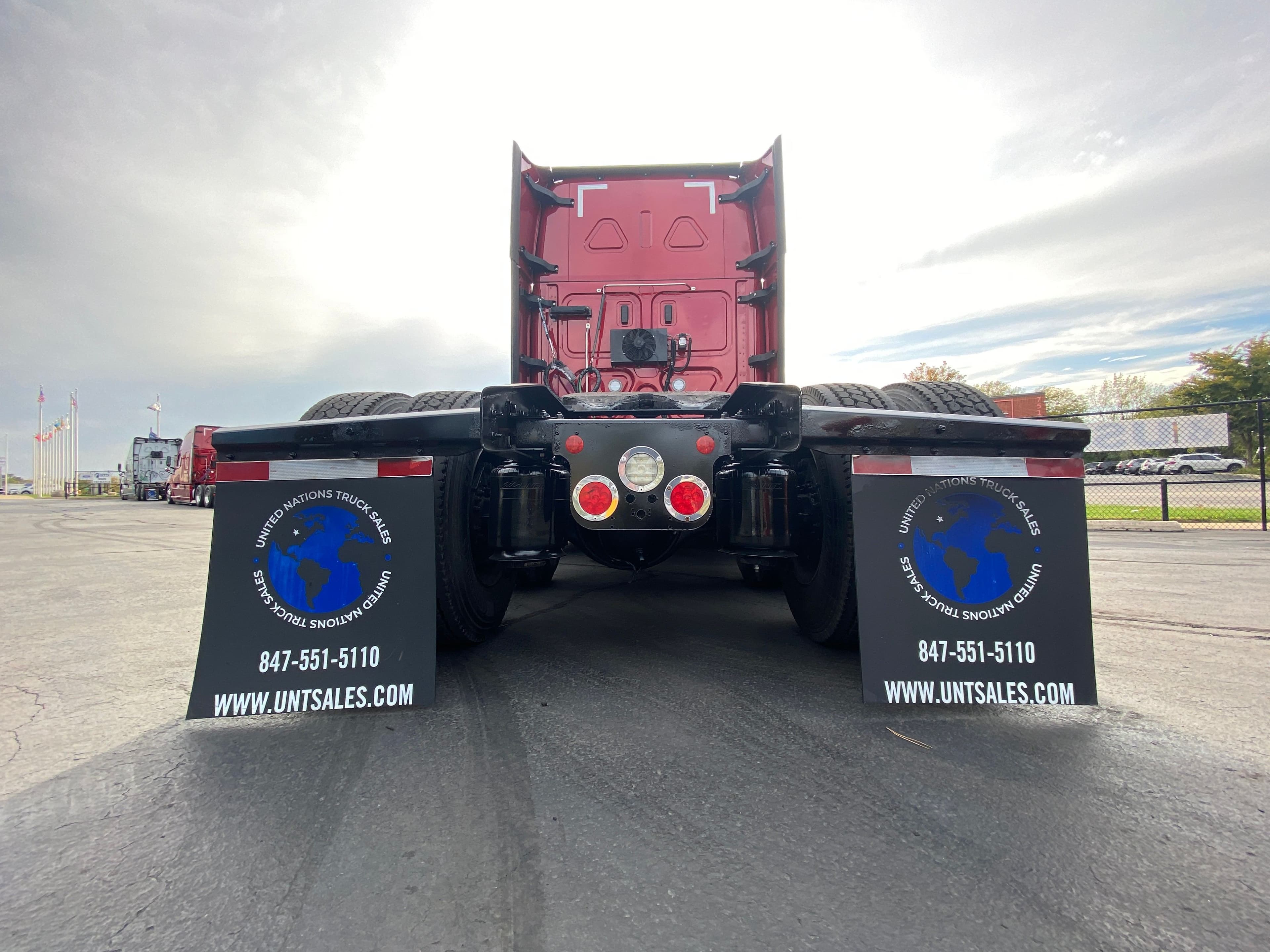 2021 Freightliner Cascadia image 5