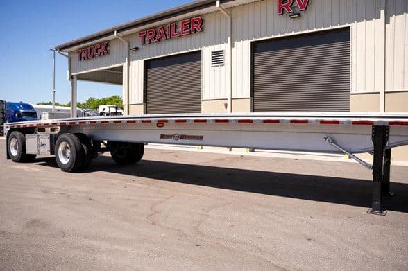 2026 Mac Trailer Mfg 1650 Cft image 8