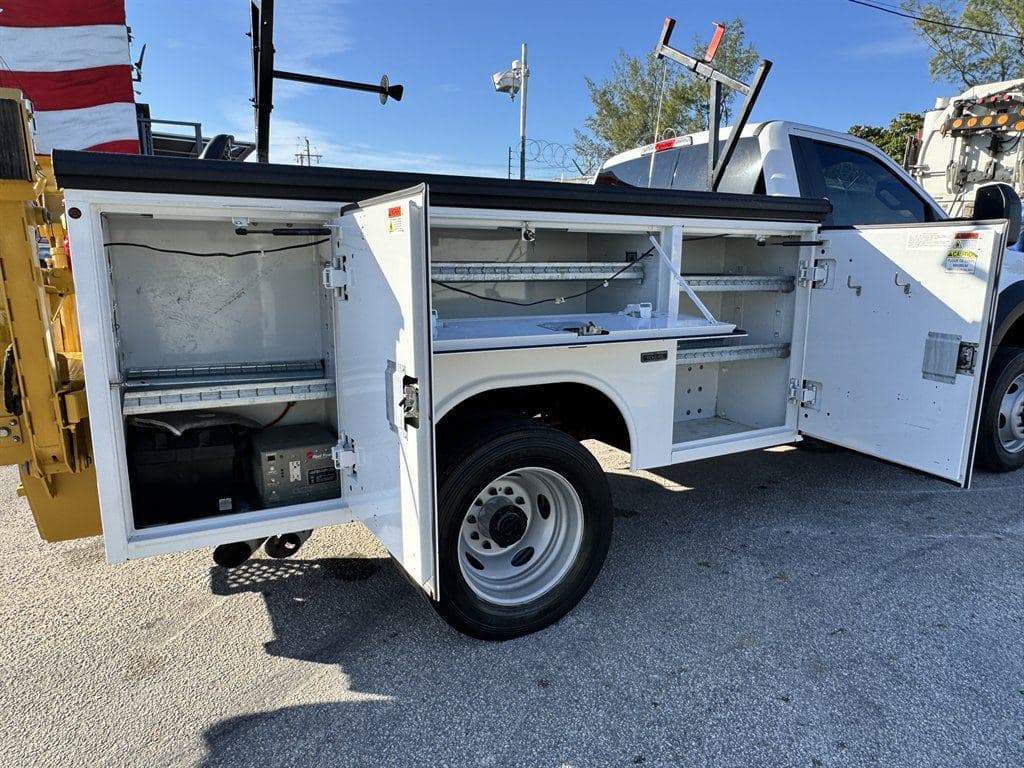 2019 Ford F450 XL image 19