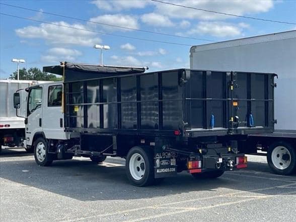 2024 Isuzu NRR image 10