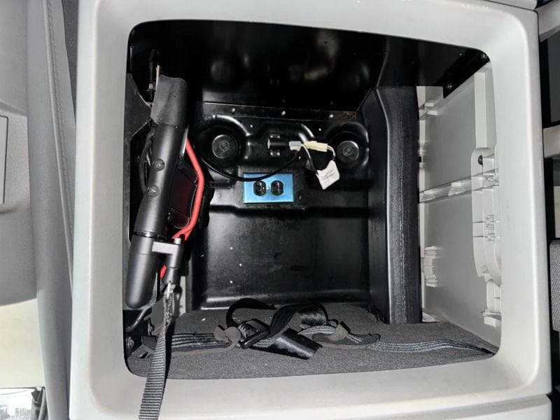 2020 Volvo VNL image 46