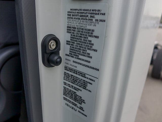 2025 Chevrolet 4500 HG LCF Gas Base image 13