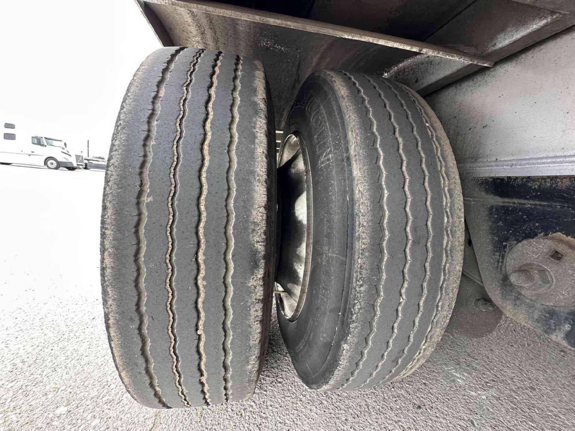 2019 Benson 524A Step Deck image 16