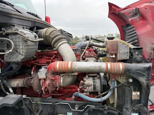 2022 Kenworth T680 image 23