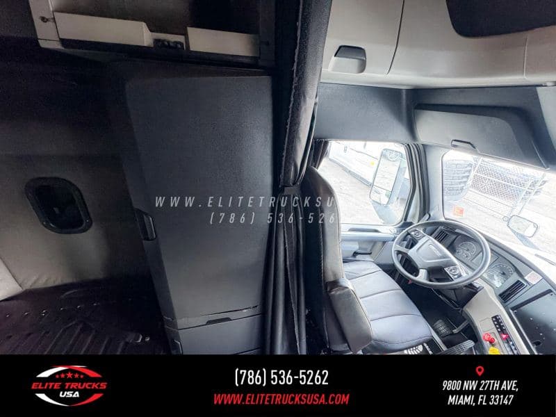 2022 Freightliner Cascadia 126 image 19
