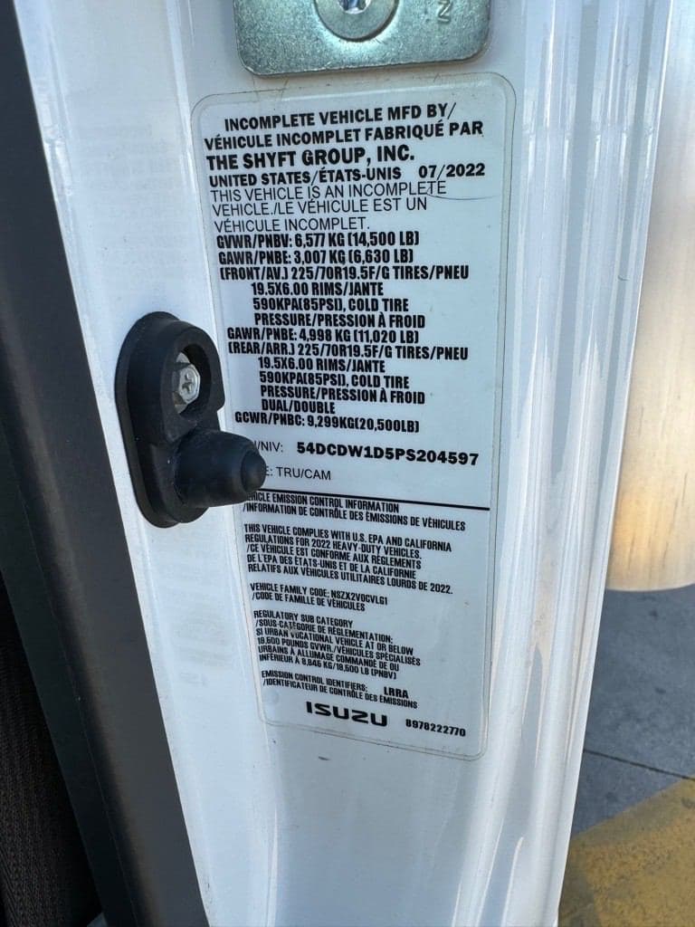 Used 2023 CHEVROLET Box Truck - Straight Truck, Contractor Truck, Cabover Truck - COE - LOW CAB FORWARD 4500 HD For Sale image 12