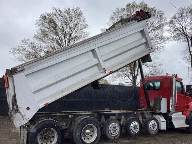 2017 Kenworth T880 image 6