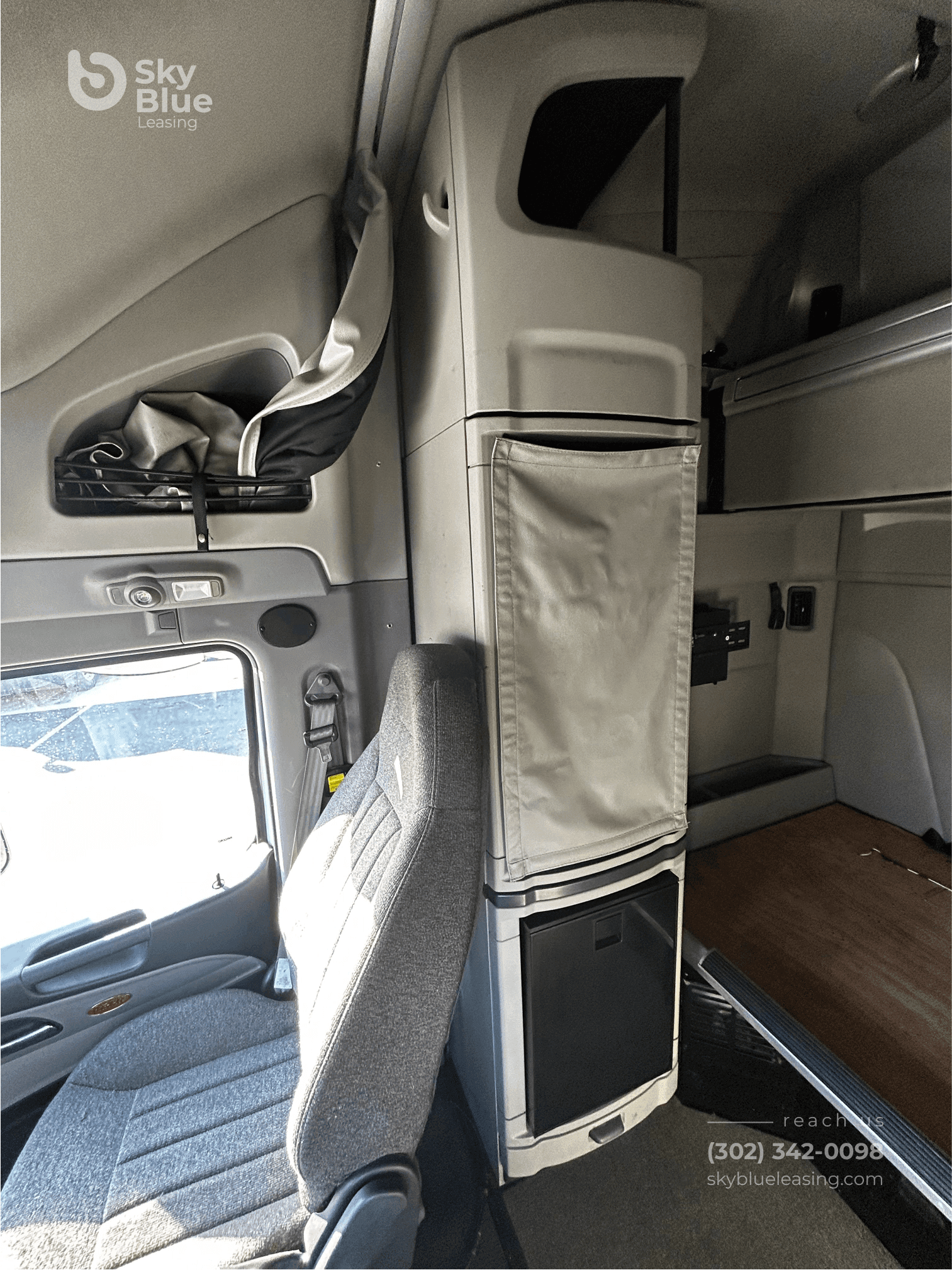 2023 Peterbilt 579 image 11