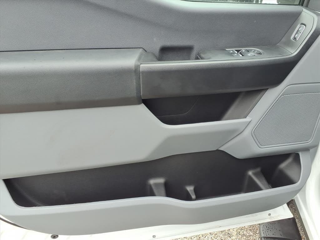 2026 Ford F550 SD XL image 11