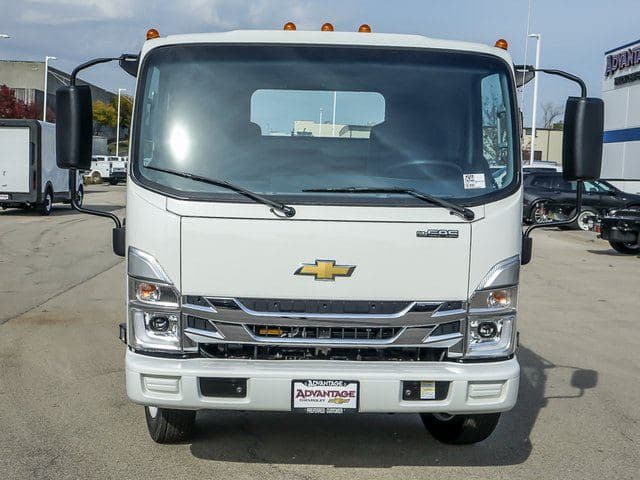 2025 Chevrolet 4500 HG LCF Gas Work Truck image 8