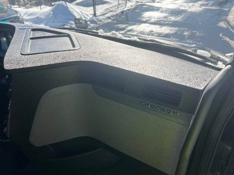 2019 Freightliner Cascadia 126 Sleeper Semi Truck - 72" Integral Sleeper, 455HP, 12 Speed Automatic image 8