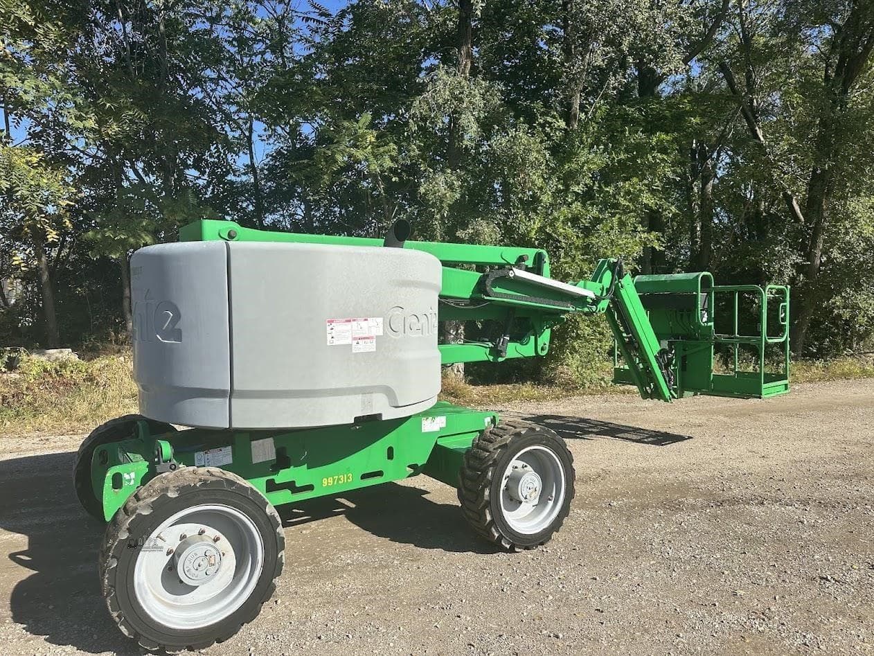 2017 GENIE Z-45/25JIC image 9