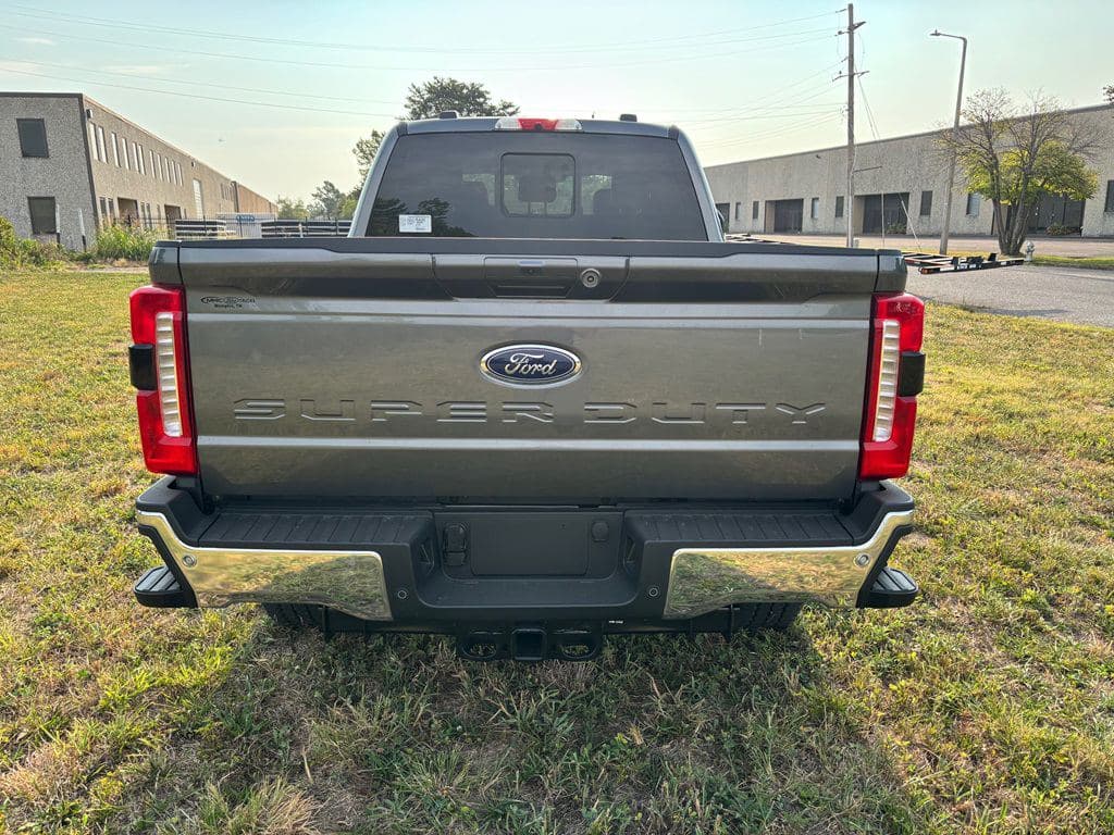 New 2026 FORD F250 image 4