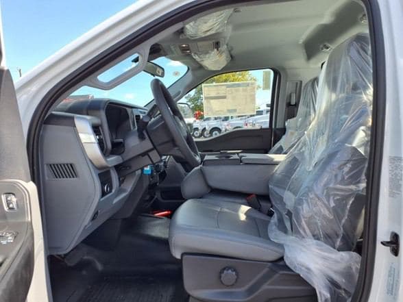 2025 Ford F350 image 18