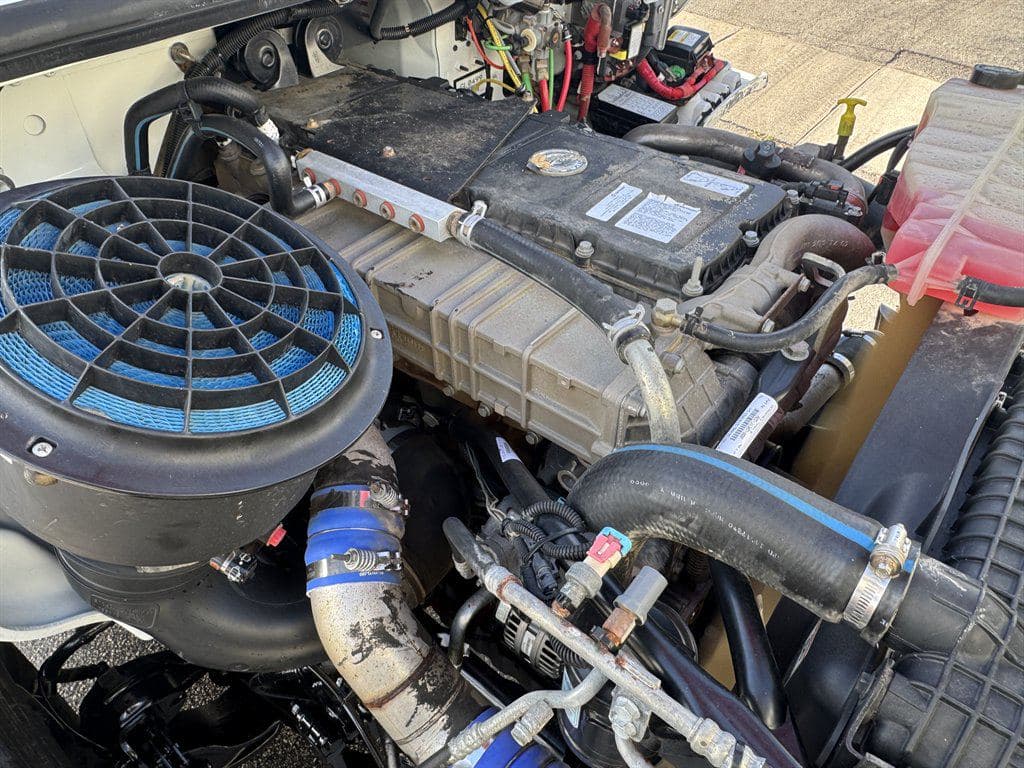 2015 Freightliner M2-112 image 53