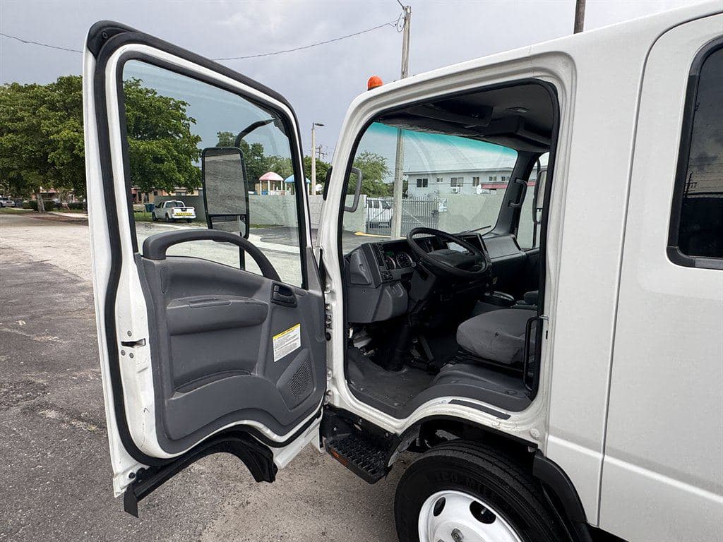 2021 Isuzu NPR XD image 63