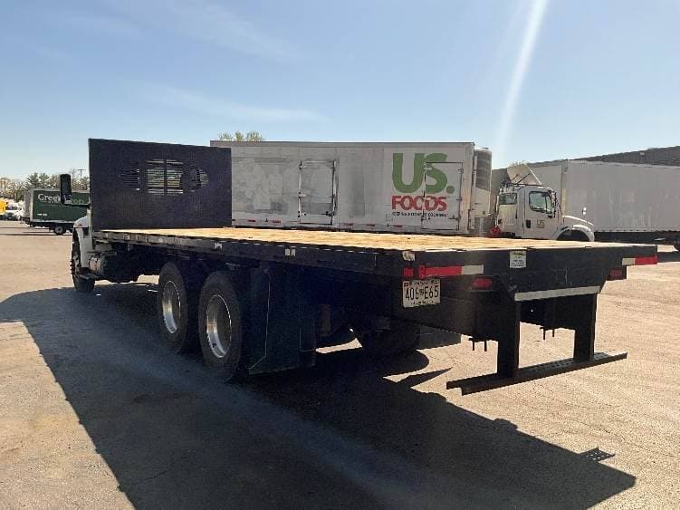 2022 International MV607 Tandem Axle Flatbed Truck - 270HP, 6 Speed Automatic image 6