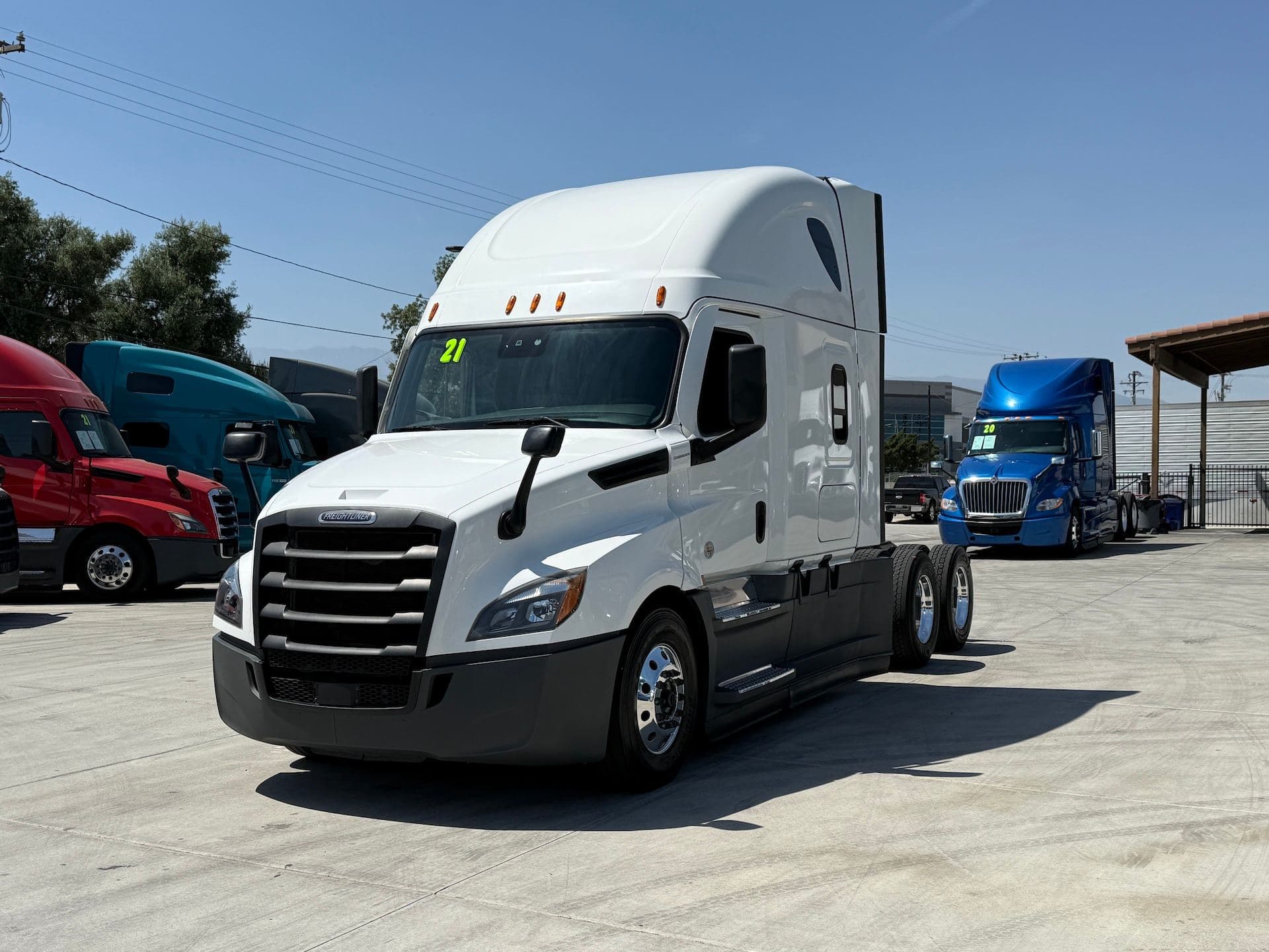 2021 Freightliner Cascadia 126 image 1