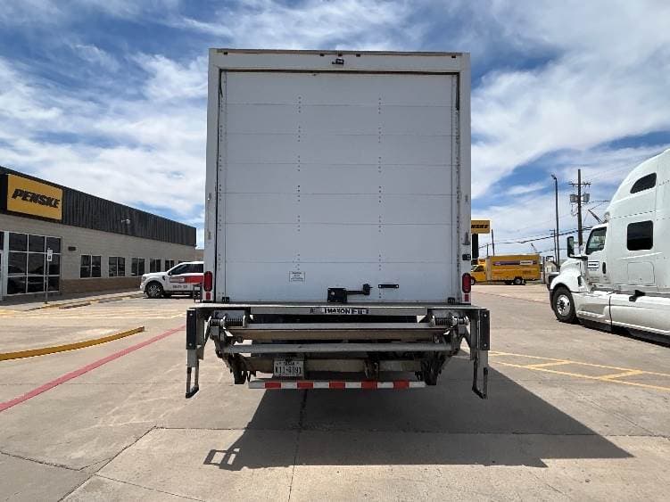 2022 International MV607 Box Truck - 240HP, 6 Speed Automatic, Roll up Door image 7