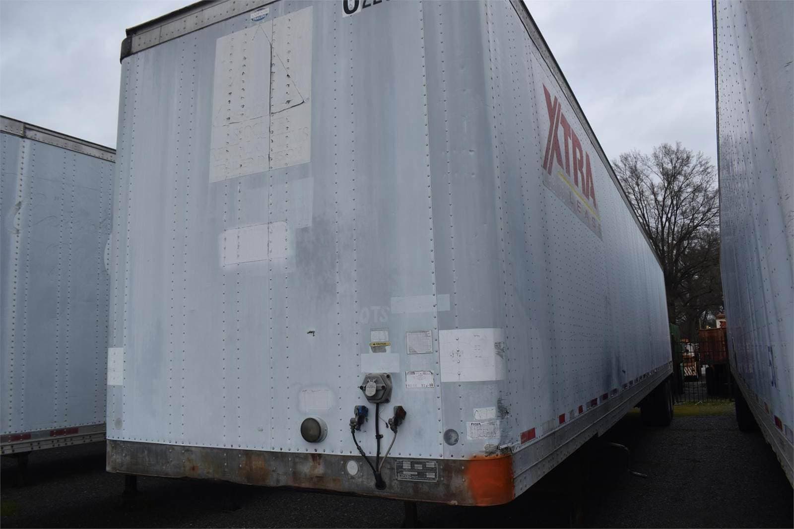 1999 Lufkin 53 ft Dry Van Trailer - Spring, Sliding Axle image 2