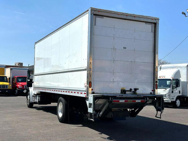 2019 Freightliner Cascadia 125 image 7