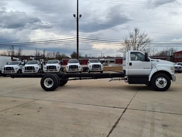 2026 Ford 4143D image 2