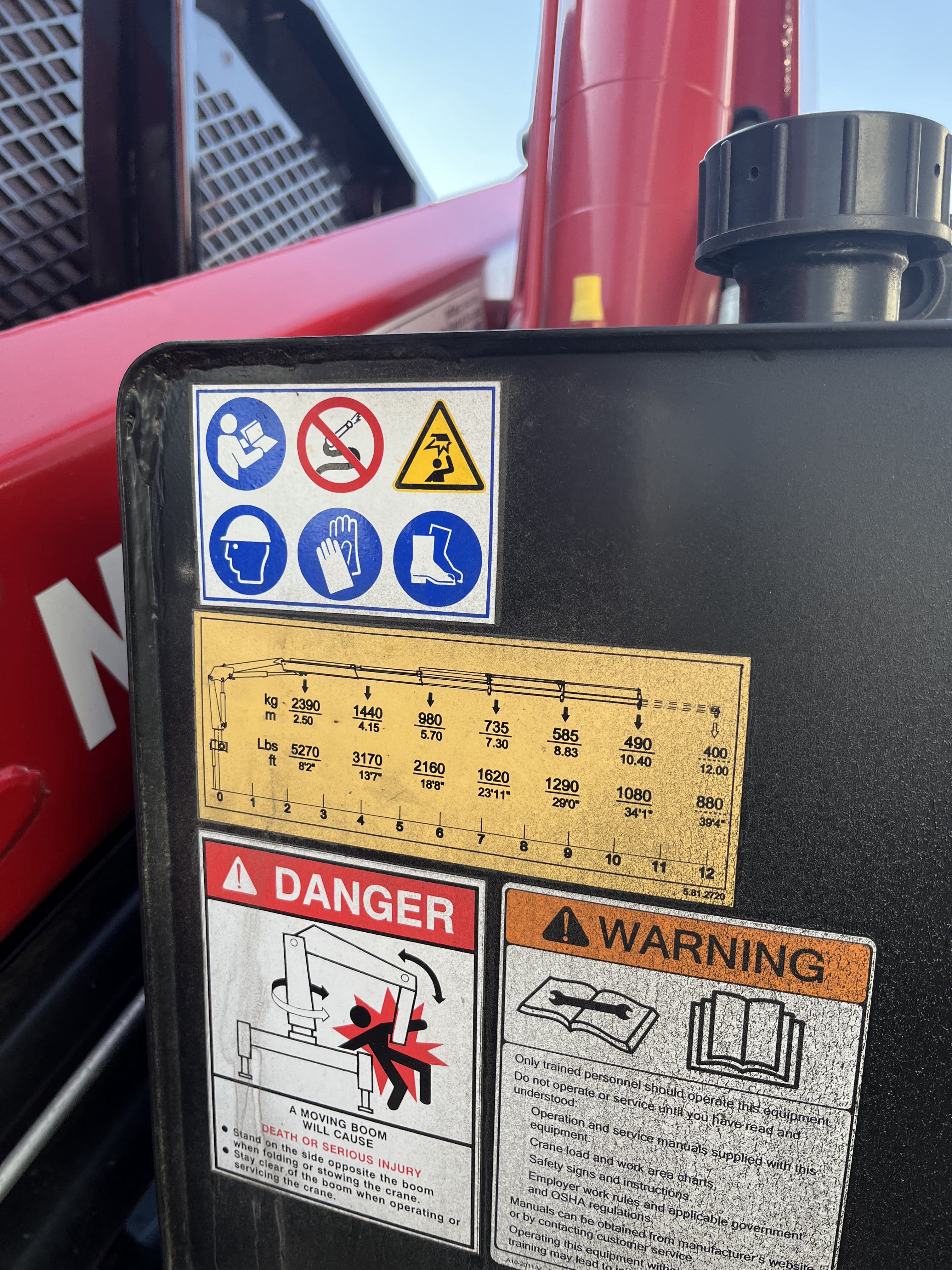 2014 International 4300 Knuckleboom Mounted Crane image 18