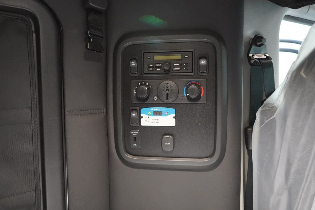 New 2027 KENWORTH W990 image 8