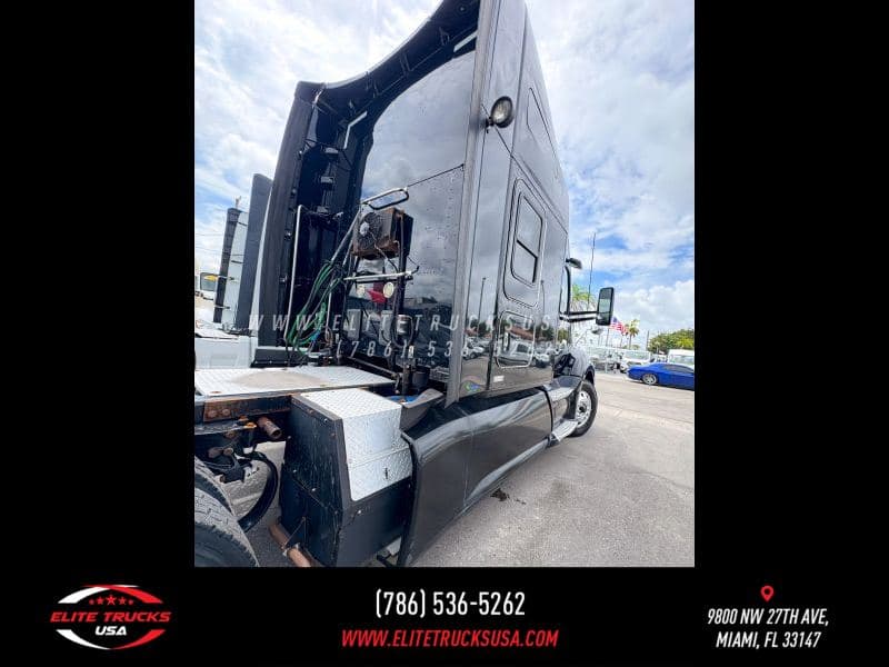 2017 Kenworth T680 image 36