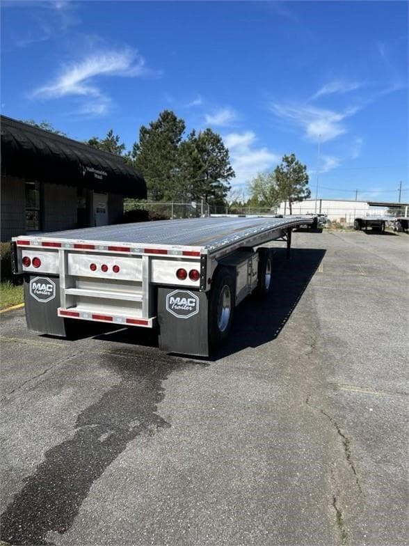 2026 Mac Trailer Mfg 1650 Cft image 5