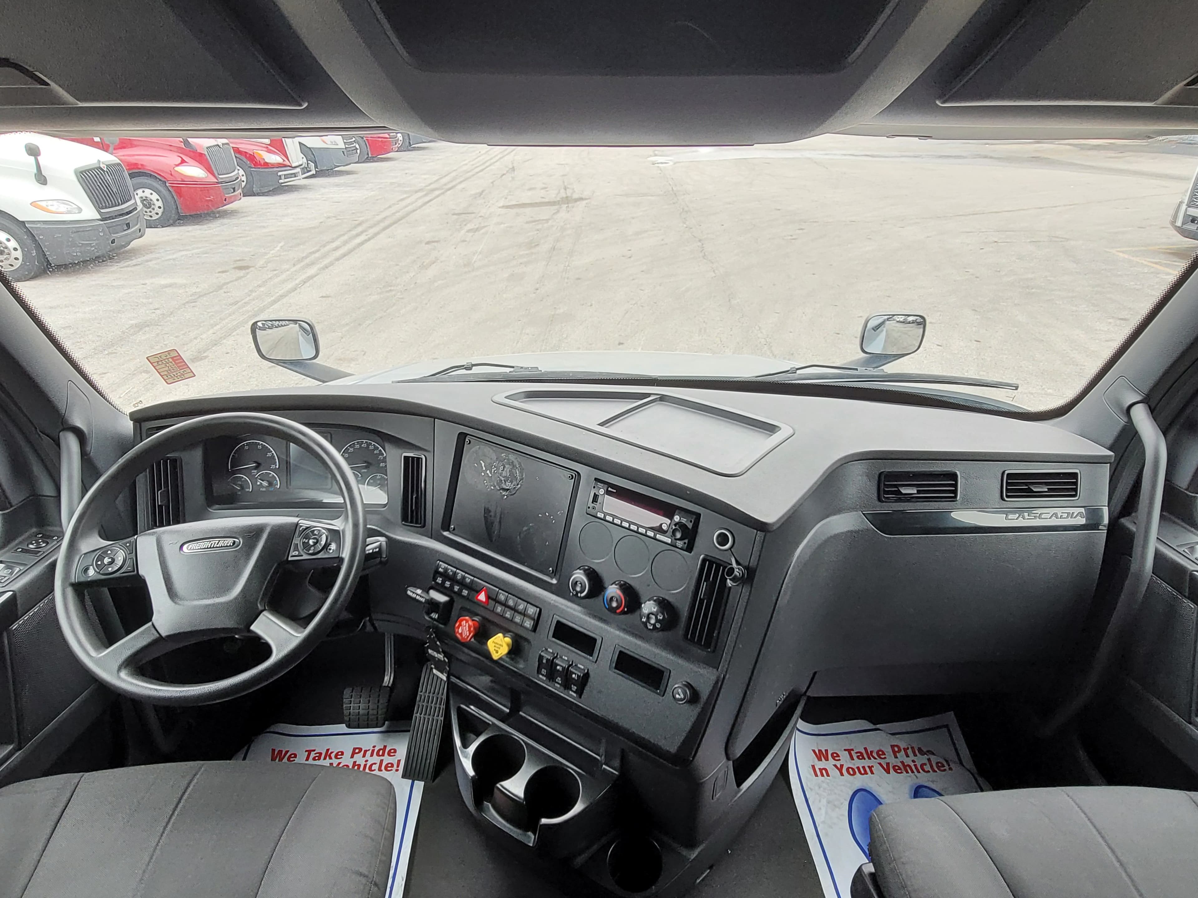 2023 Freightliner Cascadia 126 image 10