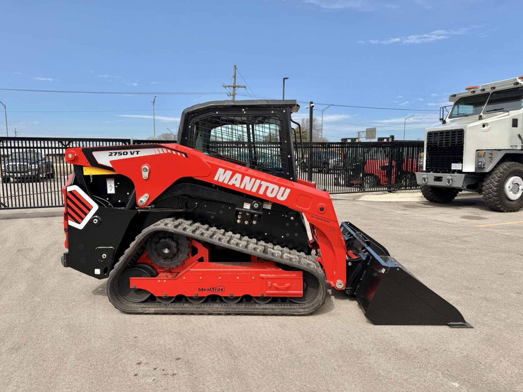 2025 MANITOU 2750VT image 13