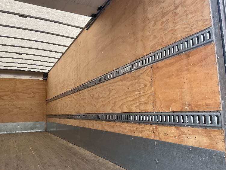 2022 International MV607 Box Truck - 220HP, 6 Speed Automatic, Roll up Door image 11