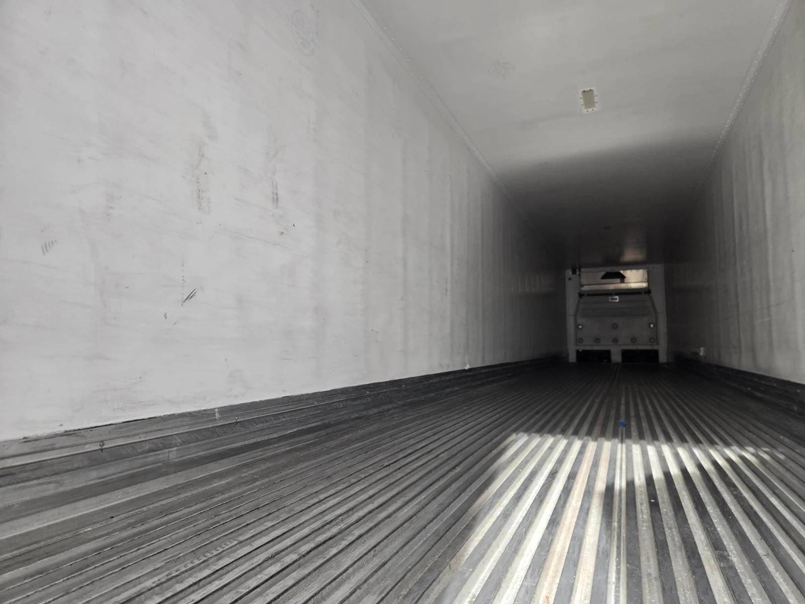 2018 Great Dane 53 ft Reefer Trailer - Fixed Axle, Swing Door, Thermo King image 18