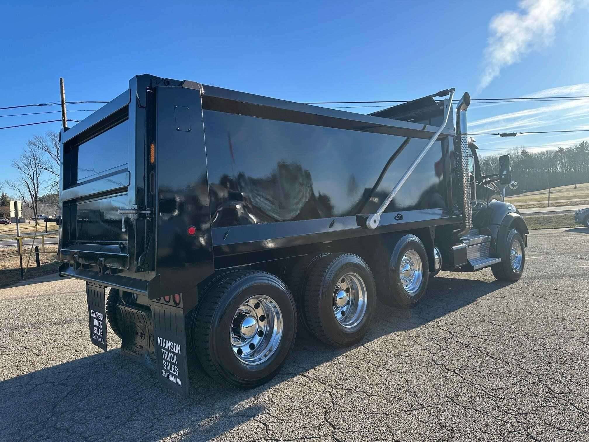2023 Kenworth T880 image 5