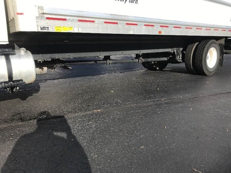 2022 International MV607 Box Truck - 220HP, 6 Speed Automatic, Roll up Door image 5