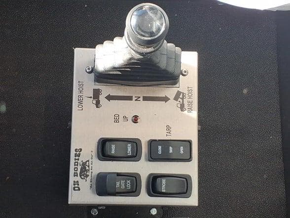 2026 Kenworth T880 image 21