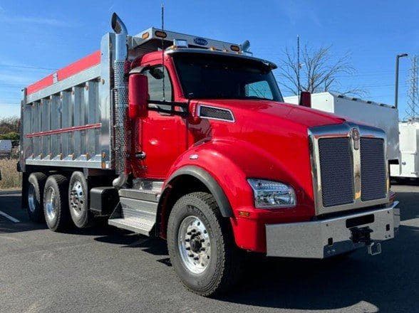 2026 Kenworth T880 image 1