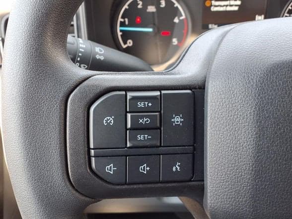 2025 Ford F550 image 13