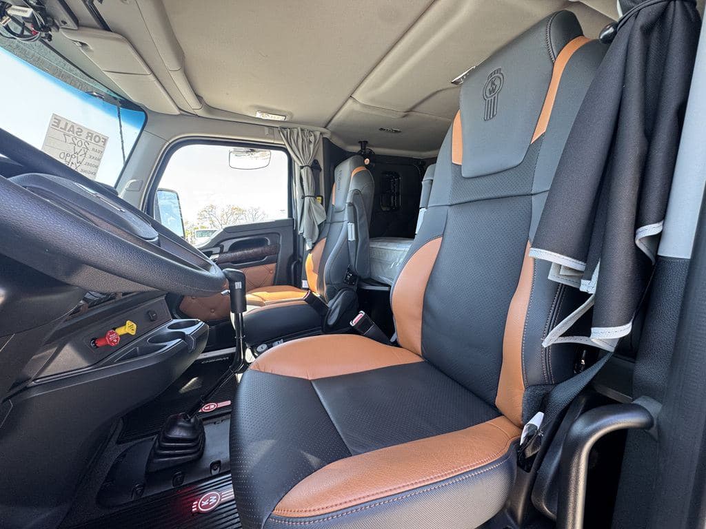 New 2027 KENWORTH W990 image 5