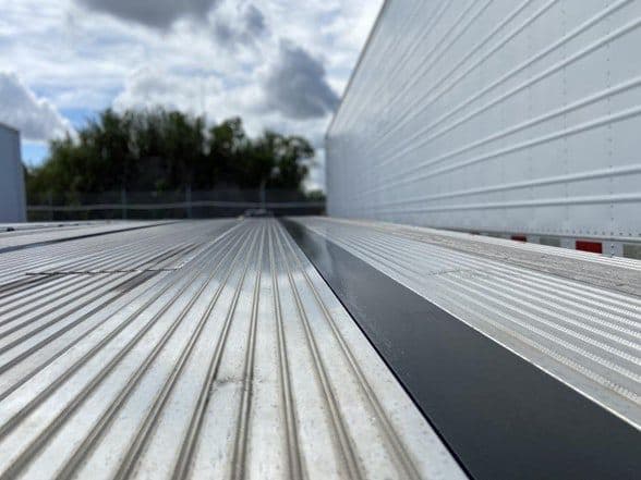 2025 Mac Trailer Mfg 1650 Cft image 2