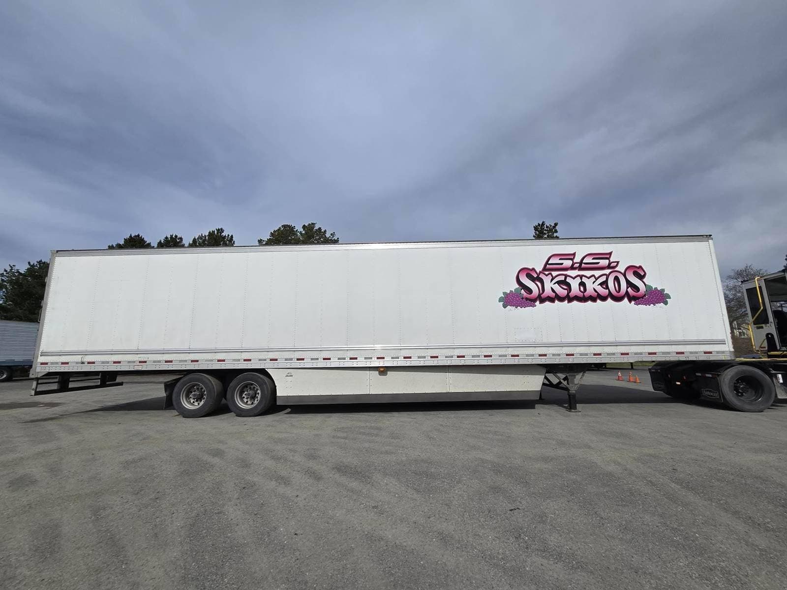 2019 Great Dane 53 ft Reefer Trailer - Fixed Axle, Swing Door, Thermo King image 5