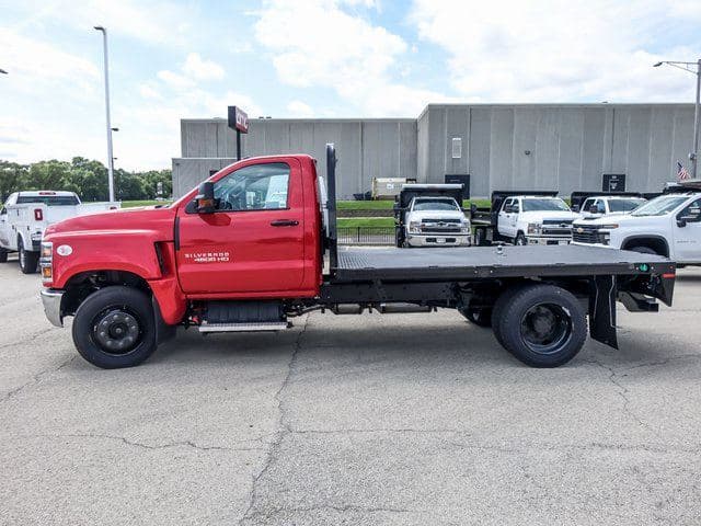 2024 Chevrolet Silverado 4500HD Work Truck image 6