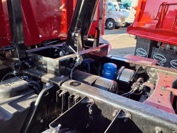 2025 Kenworth W990 image 18