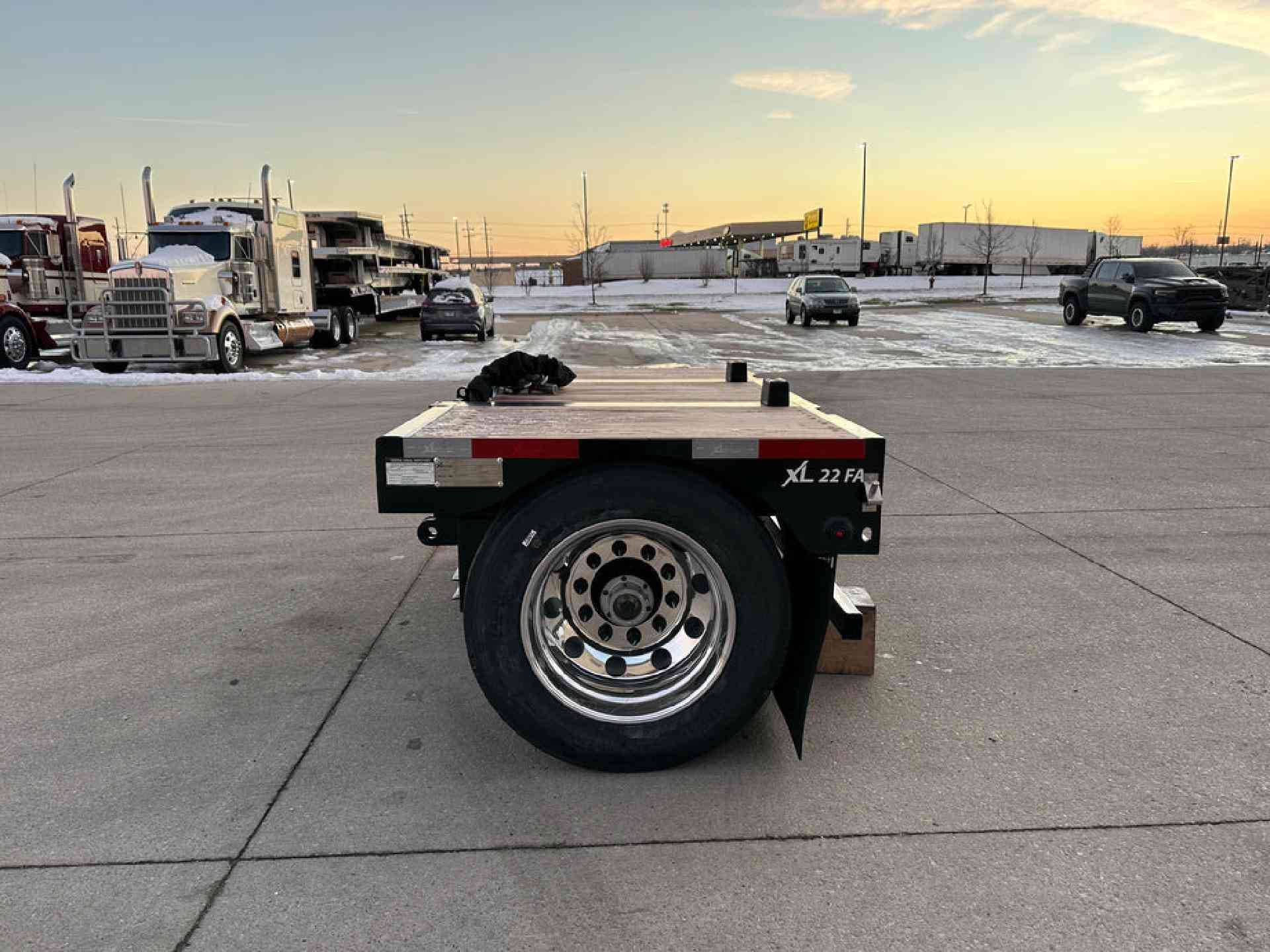 2027 XL 22 FA (Flip Axle) / Type A image 6