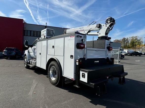 2025 Ford 4143D image 6