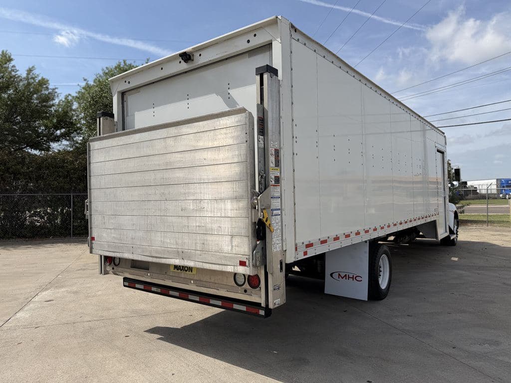 Used 2023 KENWORTH T270 image 19