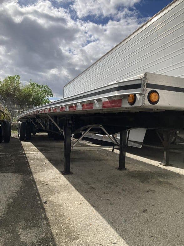 2025 Mac Trailer Mfg 1650 Cft image 3