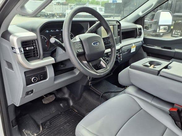 2026 Ford F450 XL SD image 15