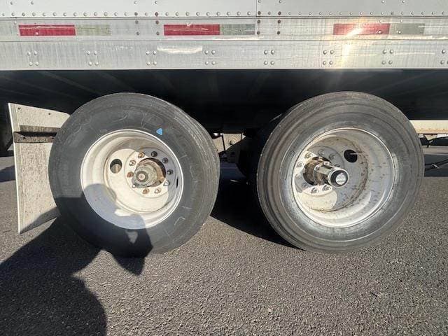2000 Utility 53` Dry Van Trailer image 7